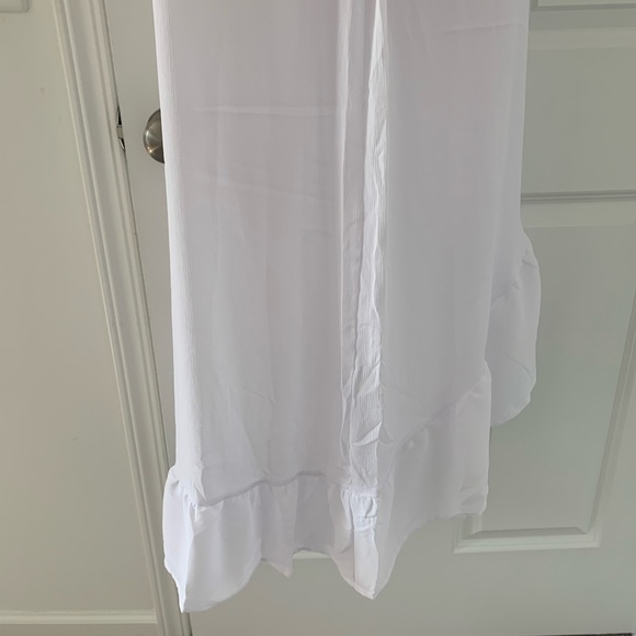 Cover up - Picture 3 of 6